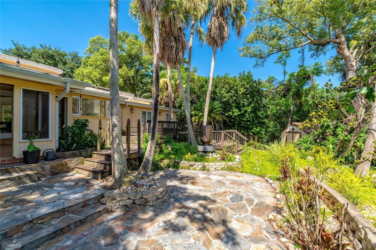 2425 Lake Sue Drive , Orlando, FL 32803 Photo