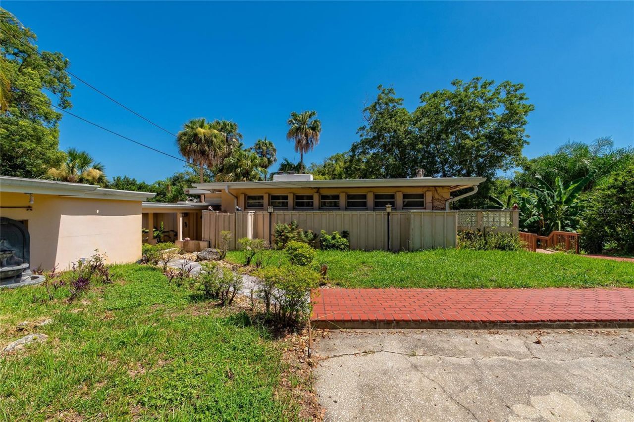 2425 Lake Sue Drive , Orlando, FL 32803 Photo