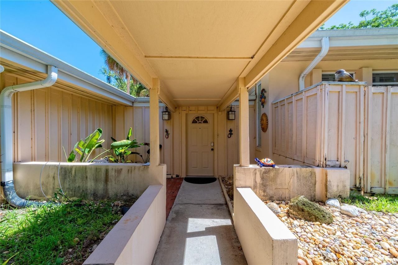 2425 Lake Sue Drive , Orlando, FL 32803 Photo