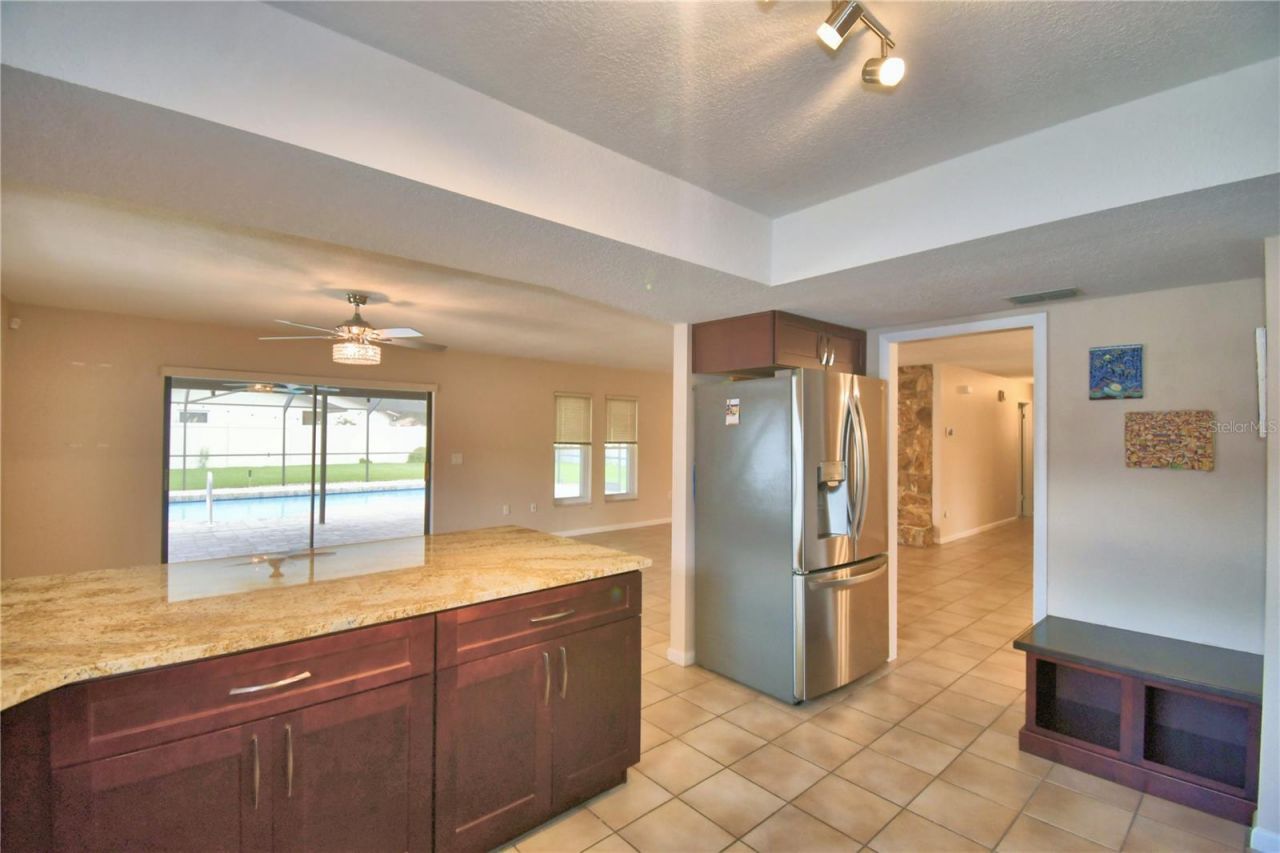 902 Crestview Drive, Auburndale, FL 33823 Photo