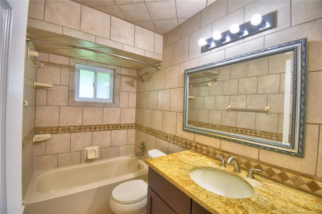 902 Crestview Drive, Auburndale, FL 33823 Photo