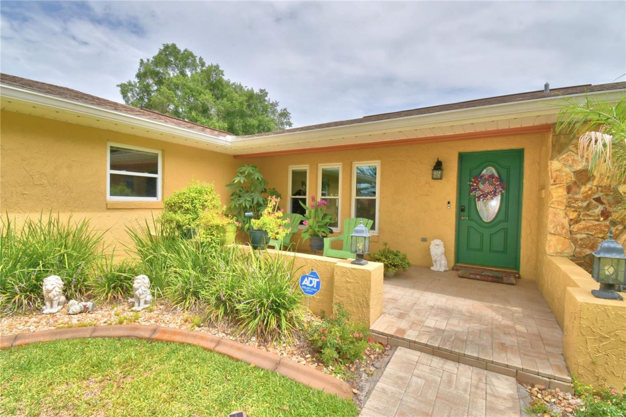 902 Crestview Drive, Auburndale, FL 33823 Photo