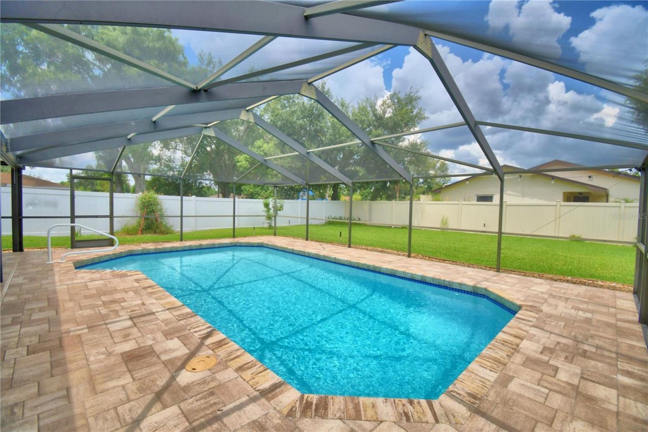 902 Crestview Drive, Auburndale, FL 33823 Photo