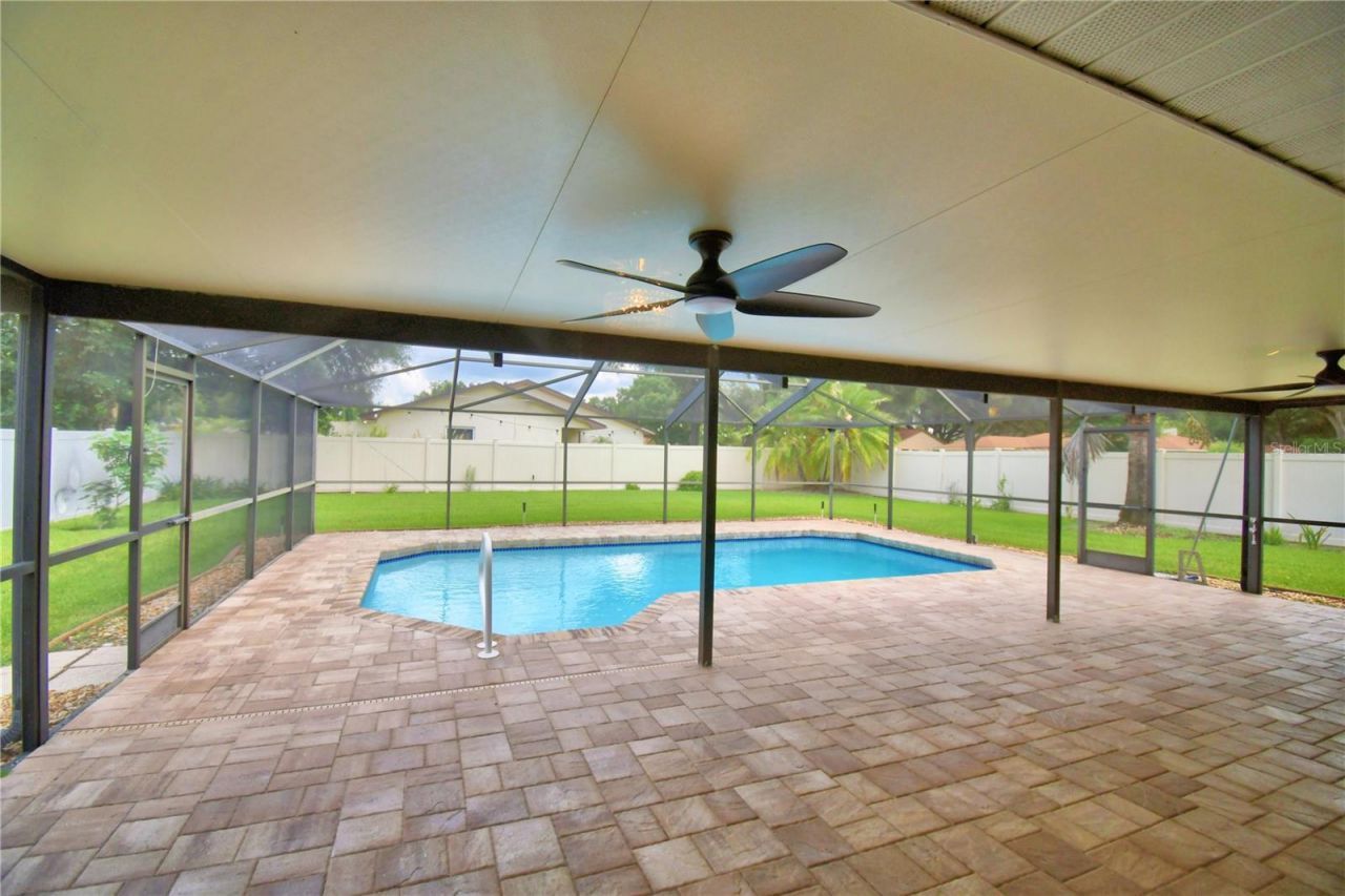 902 Crestview Drive, Auburndale, FL 33823 Photo