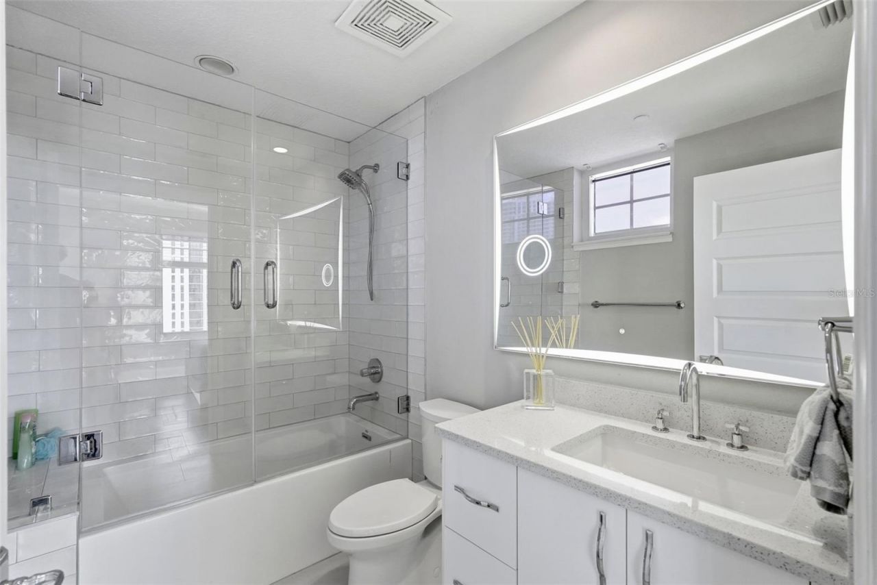 100 Beach Drive Ne, Unit 1900, Saint Petersburg, FL 33701 Photo