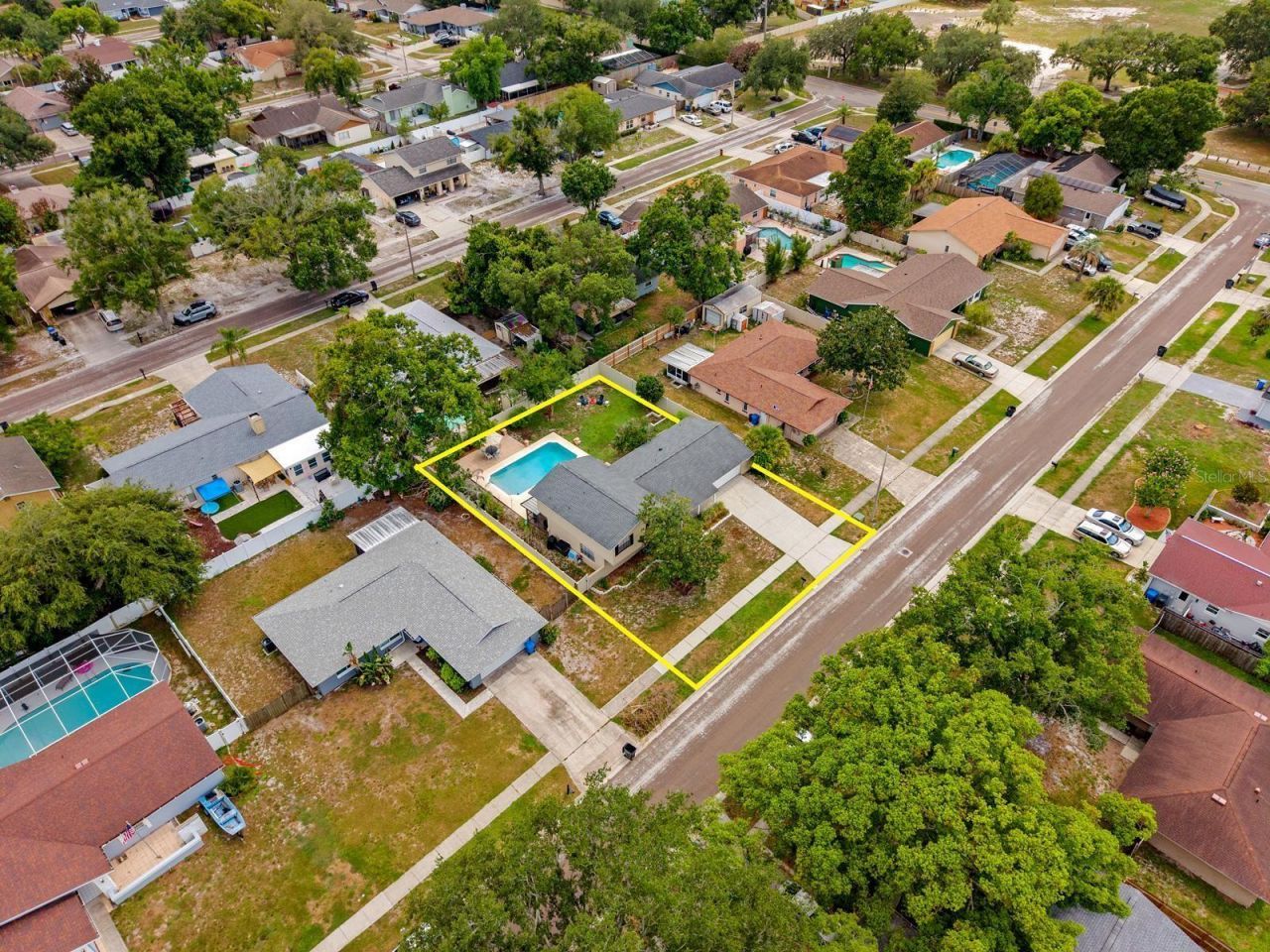 709 Caliente Drive, Brandon, FL 33511 Photo