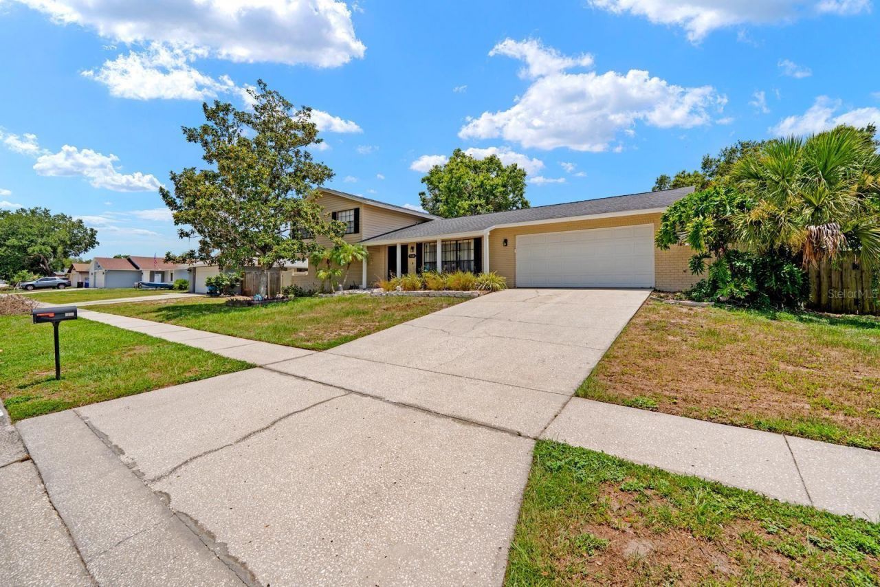 709 Caliente Drive, Brandon, FL 33511 Photo