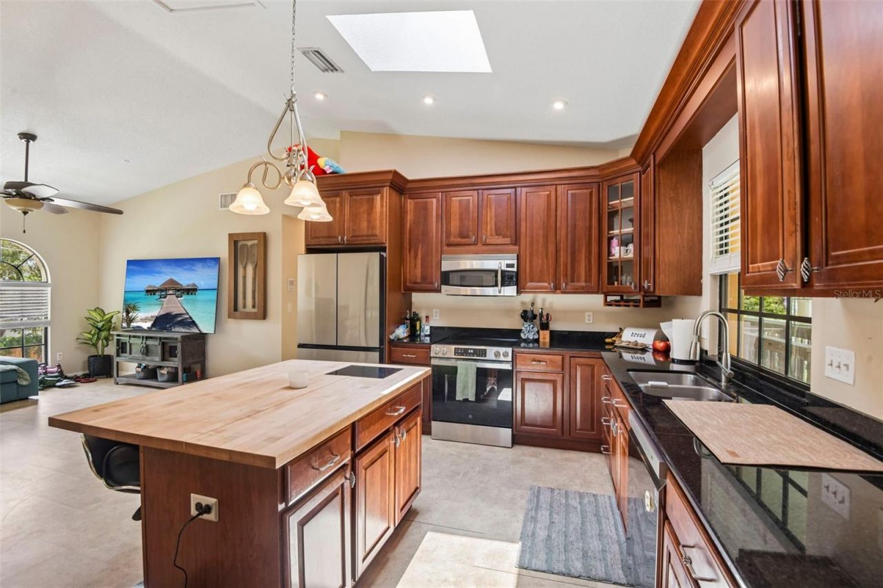 5831 114th Terrace N, Pinellas Park, FL 33782 Photo