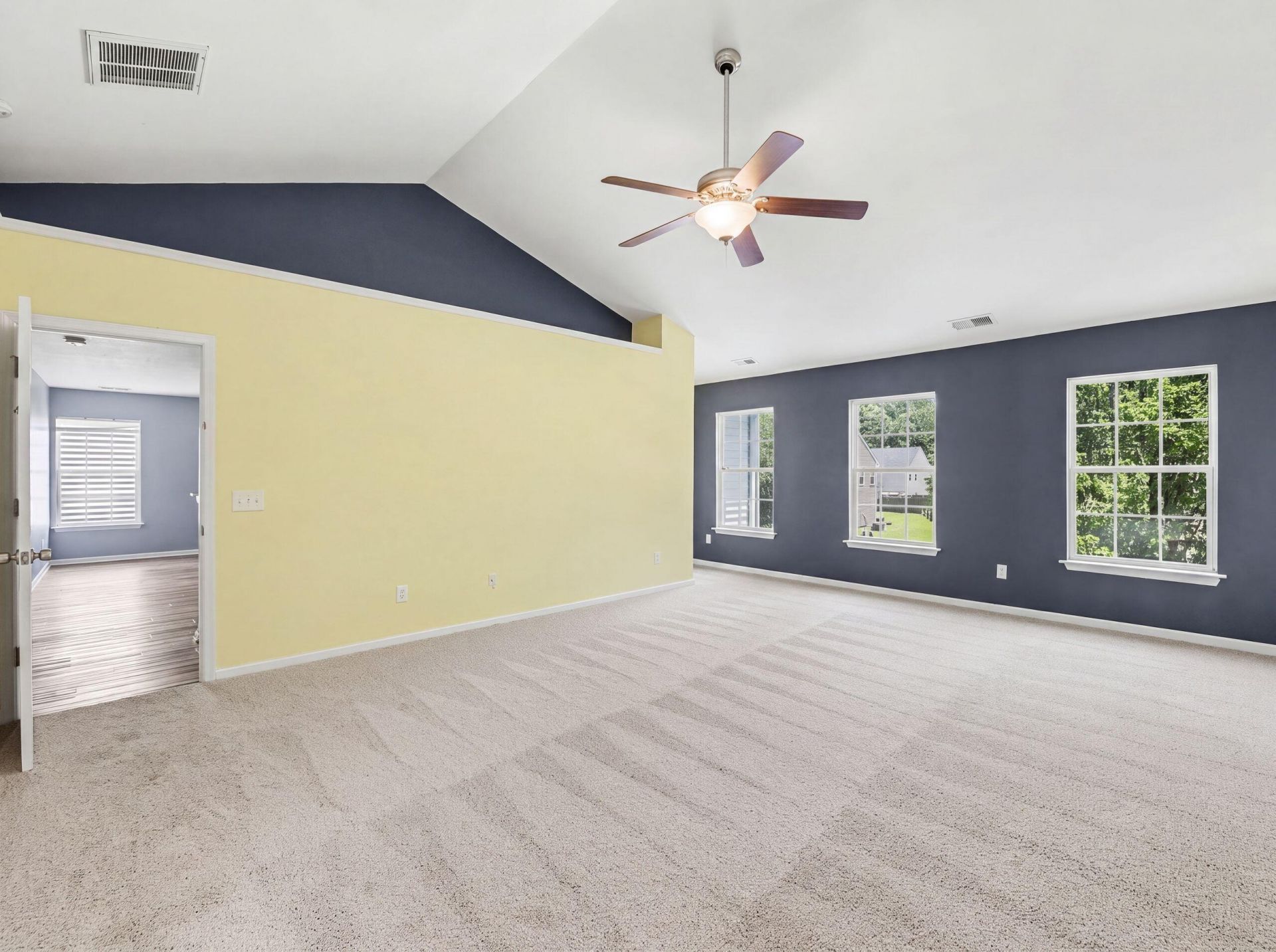 2021 Asher Loop Photo 11