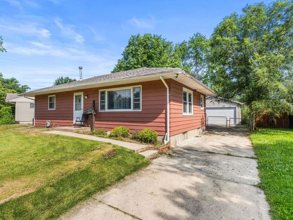 1206 Cole Place, Urbana, IL 61801
