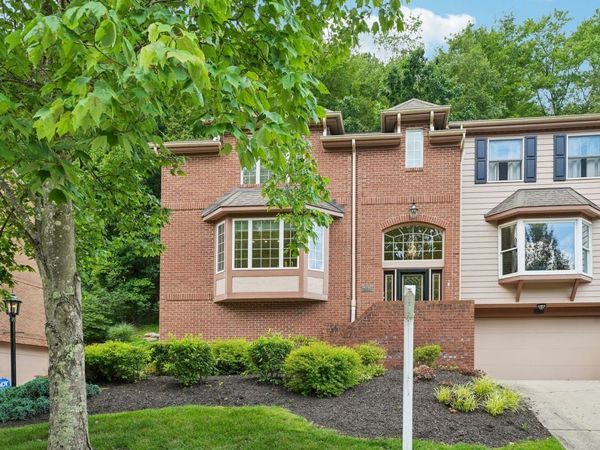 2135 S Huntington Court S, Wexford, PA 15090