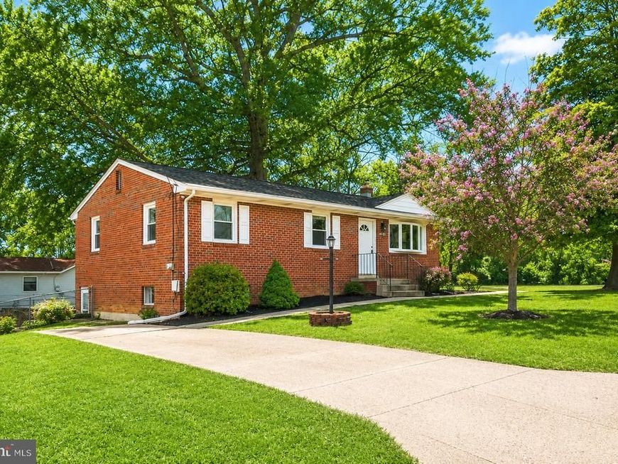 8901 Townsend Lane , Clinton, MD 20735 Main Photo