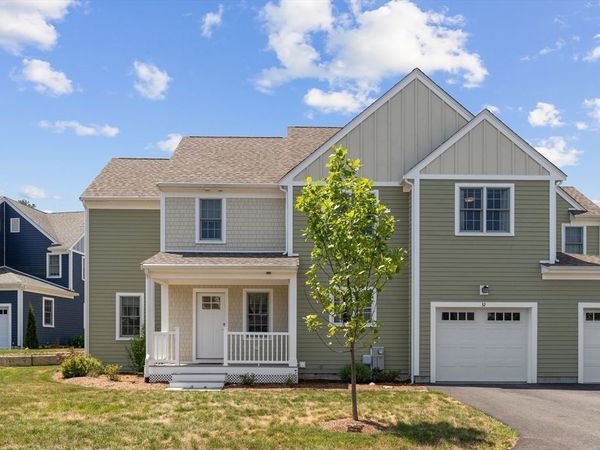 32 Drum Dr, Unit 32, Plymouth, MA 02360