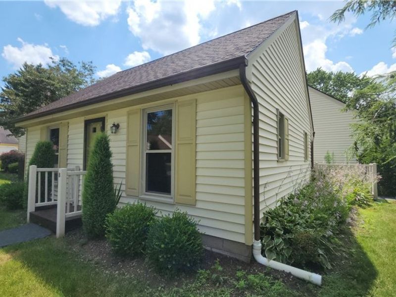 46103 New England Square, Unit B, New Waterford, OH 44445 Photo 21