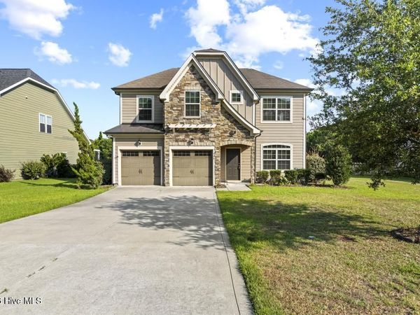 408 Canvasback Lane, Sneads Ferry, NC 28460