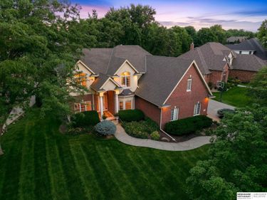 3855 S 177th Avenue, Omaha, NE 68130