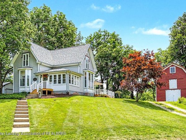 834 S Barnes Street, Mason, MI 48854