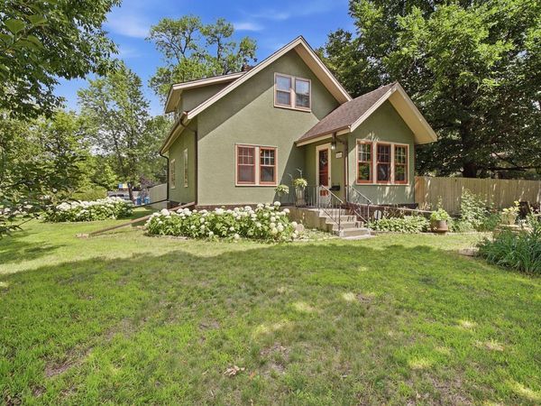3856 Welcome Avenue N, Robbinsdale, MN 55422