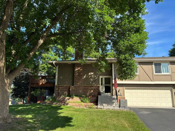 13799 74th Avenue N, Maple Grove, MN 55311