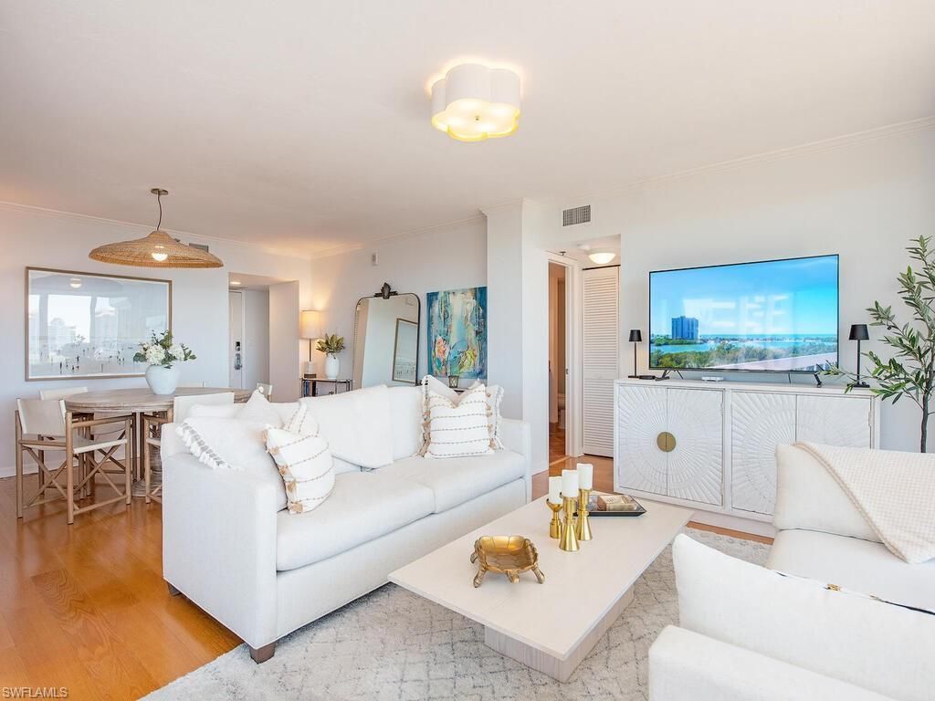5501 Heron Point Dr, Unit 503, Naples, FL 34108 Photo