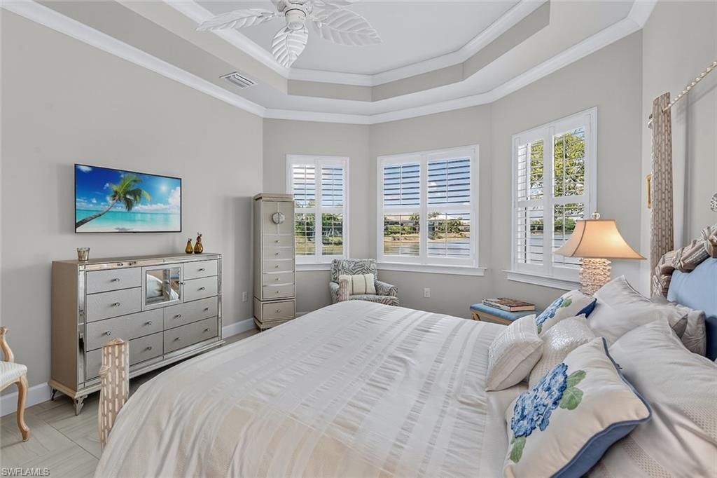 6387 Warwick Ave, Naples, FL 34113 Photo