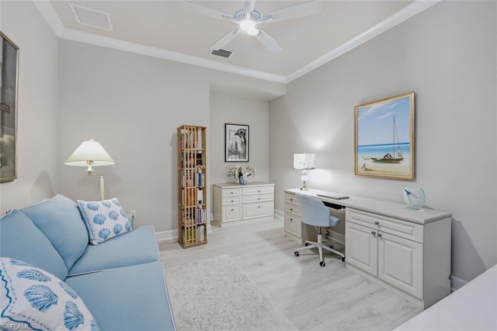 6387 Warwick Ave, Naples, FL 34113 Photo