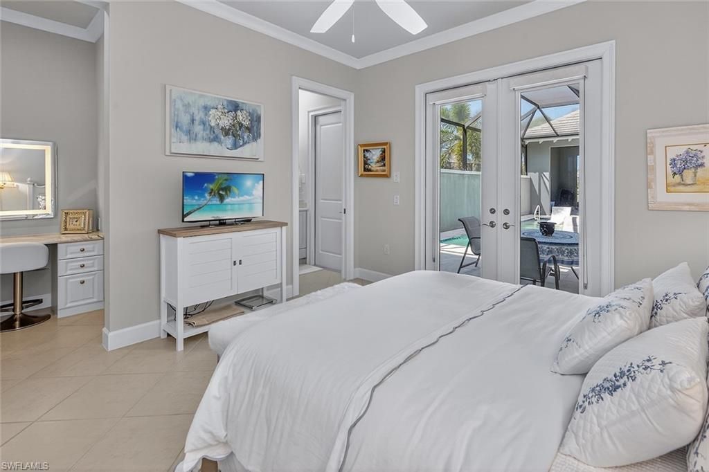 6387 Warwick Ave, Naples, FL 34113 Photo