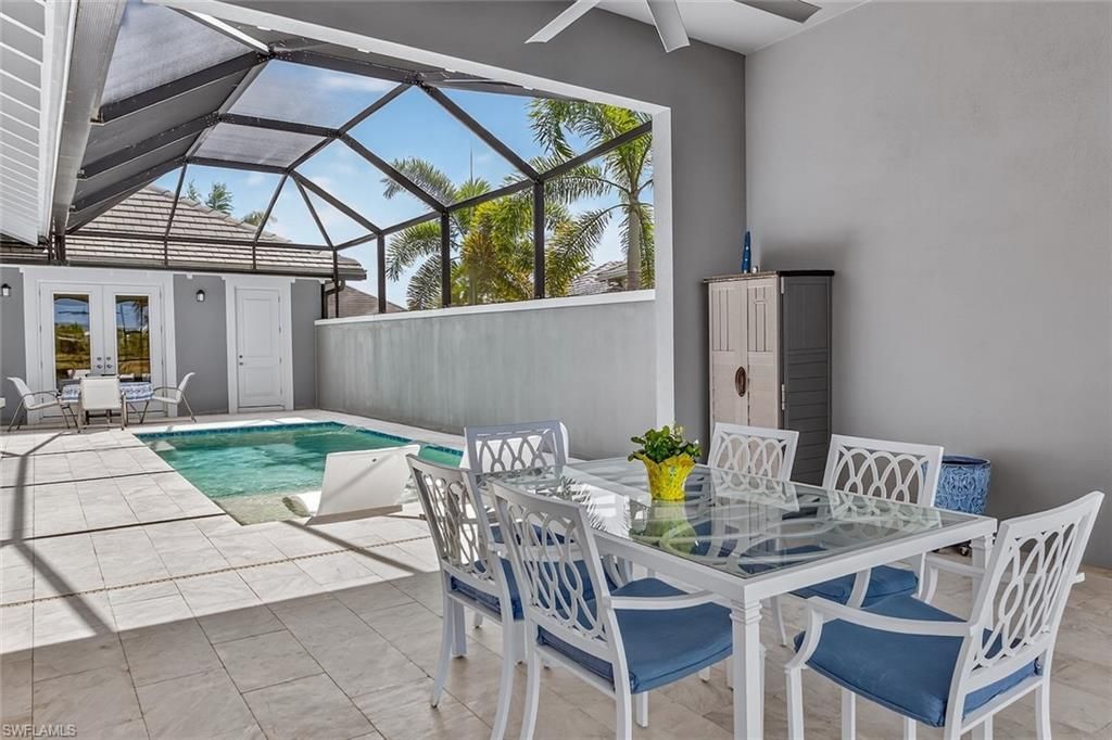 6387 Warwick Ave, Naples, FL 34113 Photo