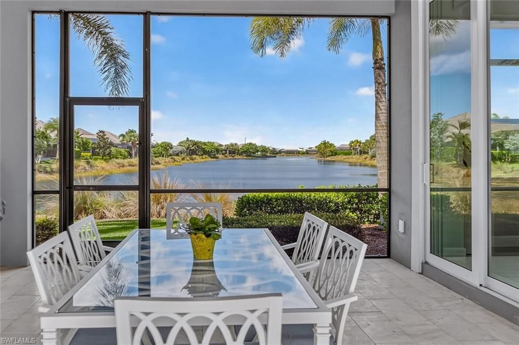 6387 Warwick Ave, Naples, FL 34113 Photo