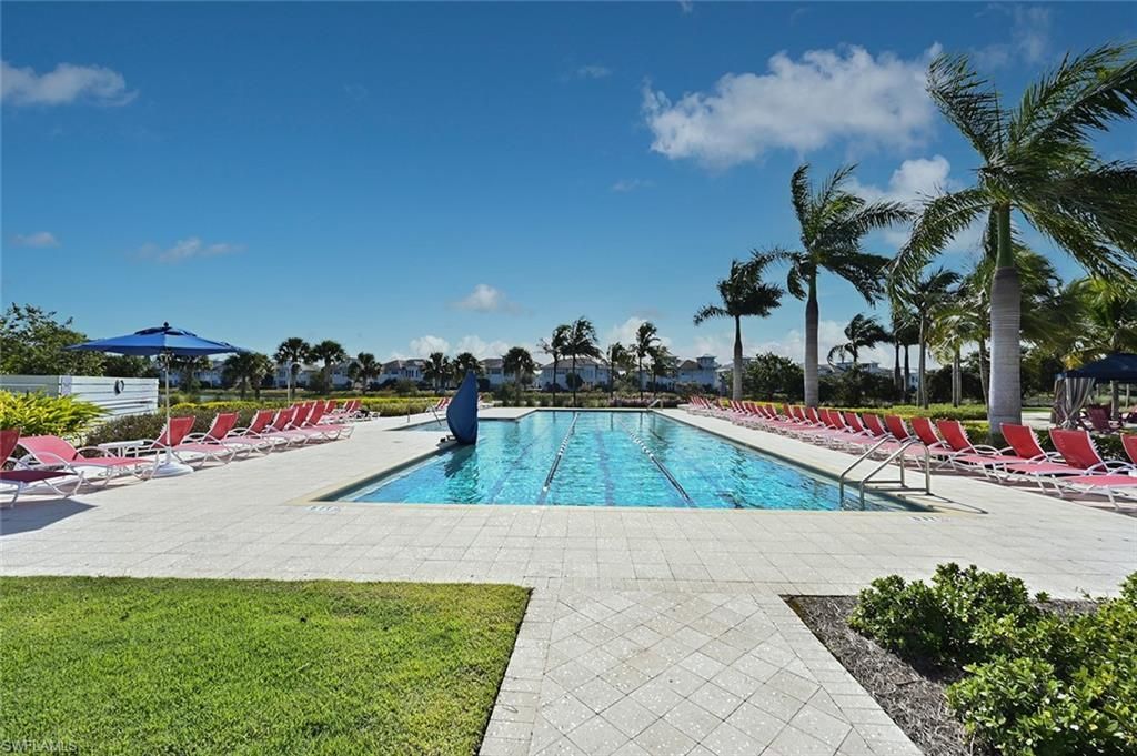 6387 Warwick Ave, Naples, FL 34113 Photo