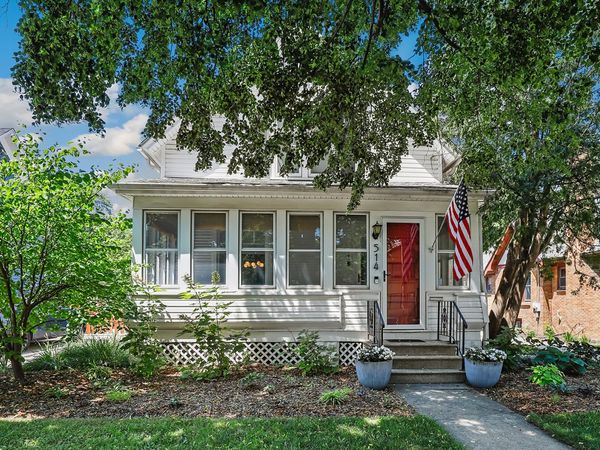 514 OAK Avenue , Aurora, IL 60506
