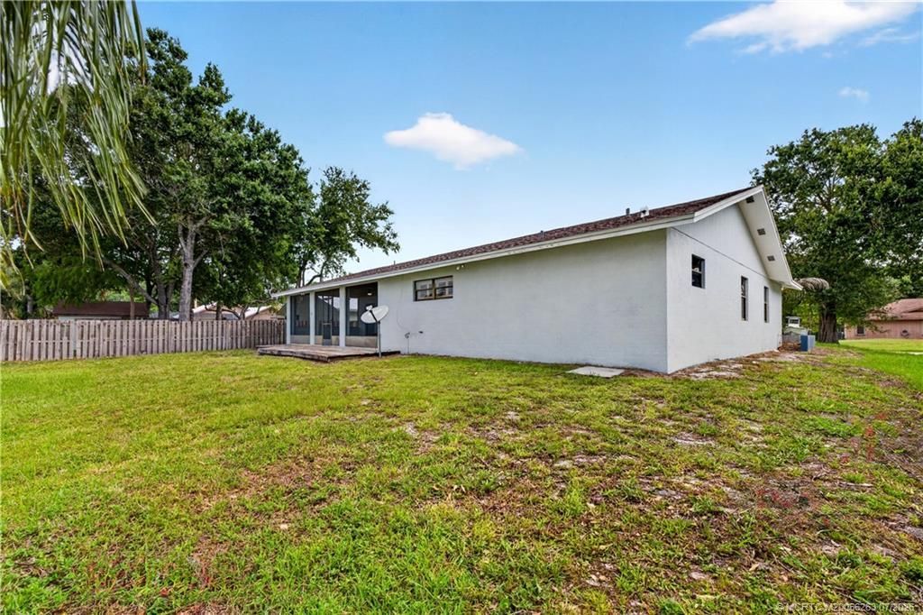 5809 Balsam Drive , Fort Pierce, FL 34982 Photo