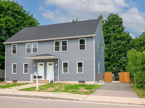 40-42 N Main St, Northbridge, MA 01588