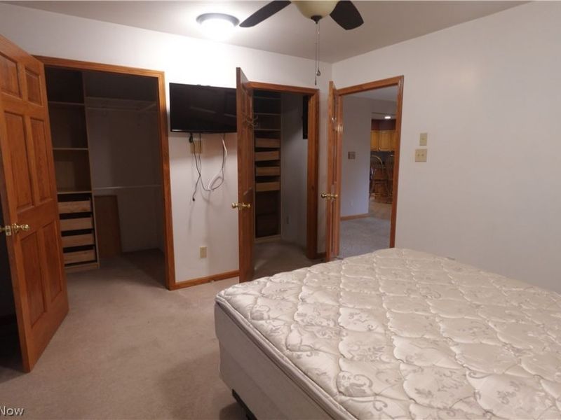 54837 High Ridge Road , Bellaire, OH 43935 Photo 12