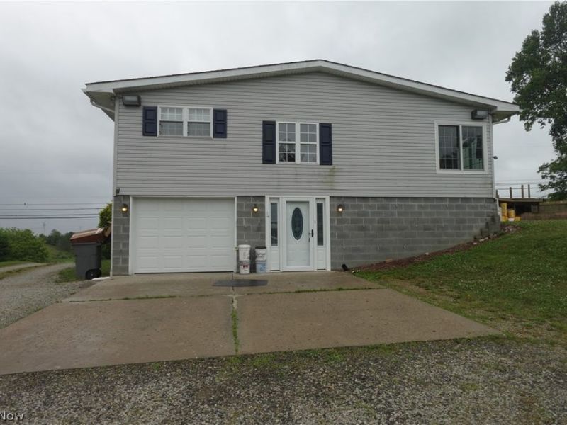 54837 High Ridge Road , Bellaire, OH 43935 Photo 4