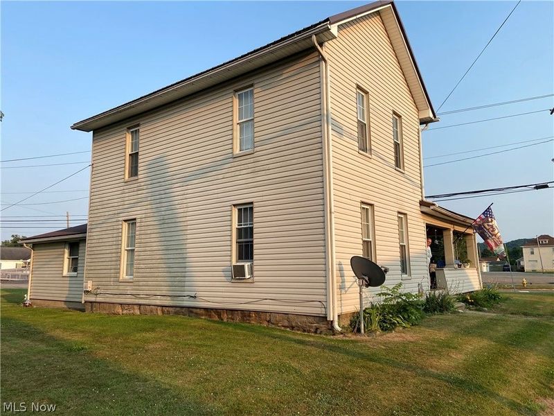353 S River Street, Newcomerstown, OH 43832 Photo 3