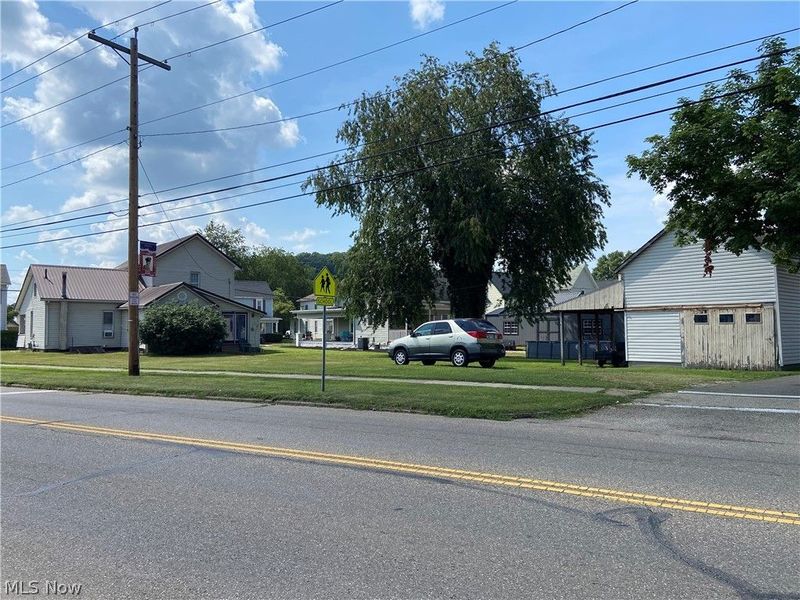 353 S River Street, Newcomerstown, OH 43832 Photo 4