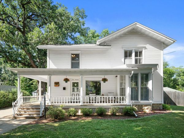 319 E Lake St, Lake Mills, WI 53551