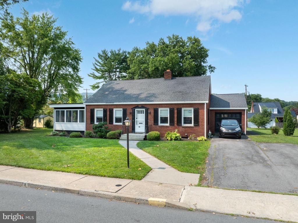 18 SUNSET ROAD, LEWISTOWN, PA 17044