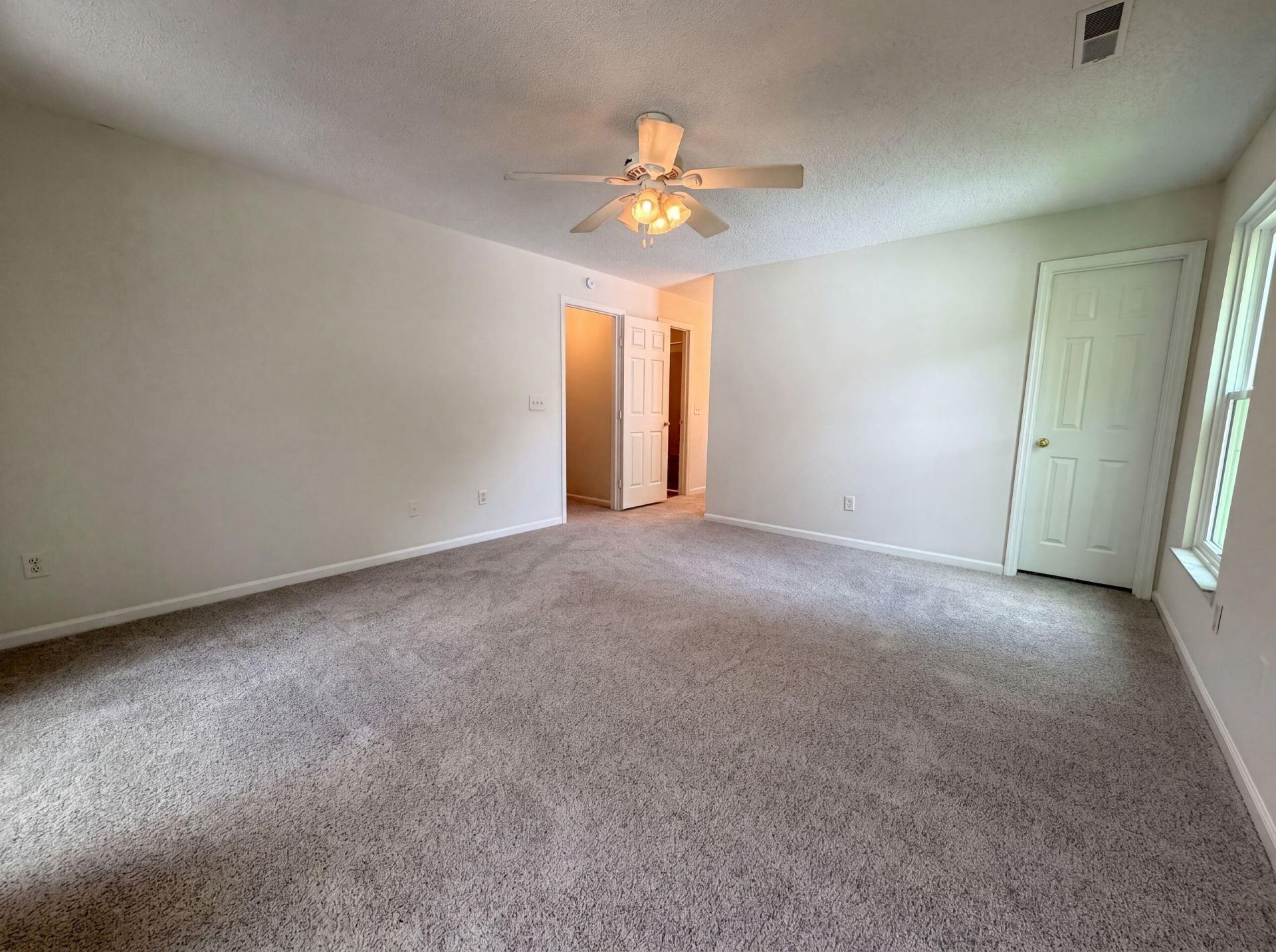 133 Danzid Drive Photo 9