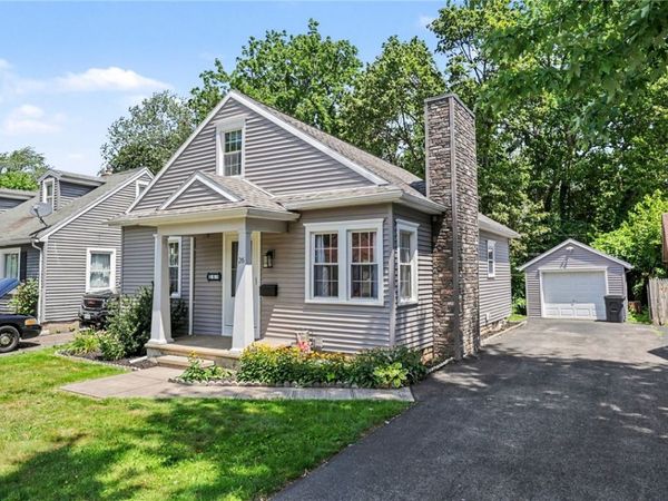 26 Surrey Road, Rochester, NY 14616