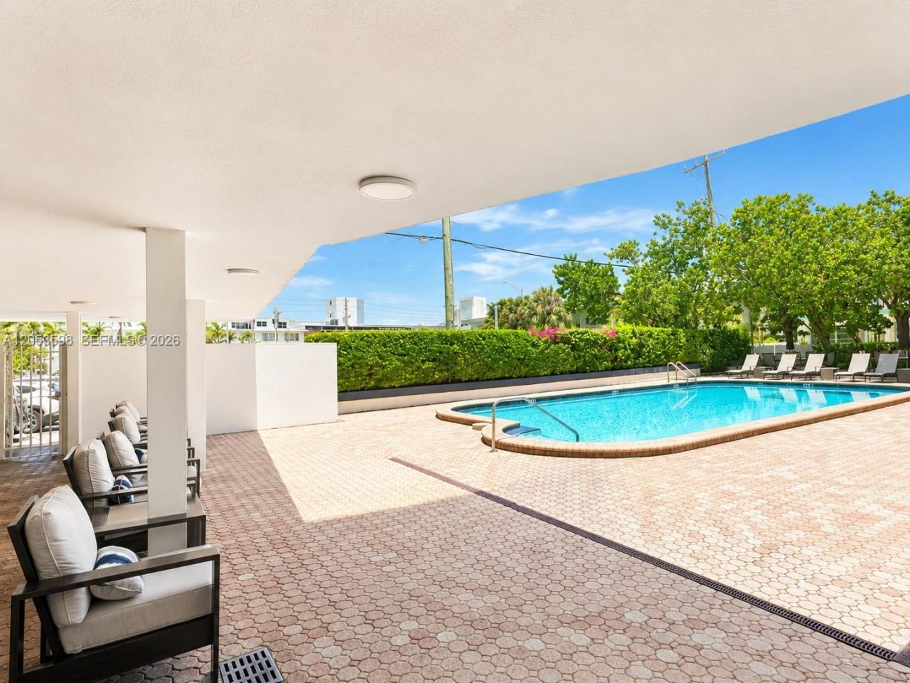 6450 Collins Ave , Unit 1001, Miami Beach, FL 33141 Photo