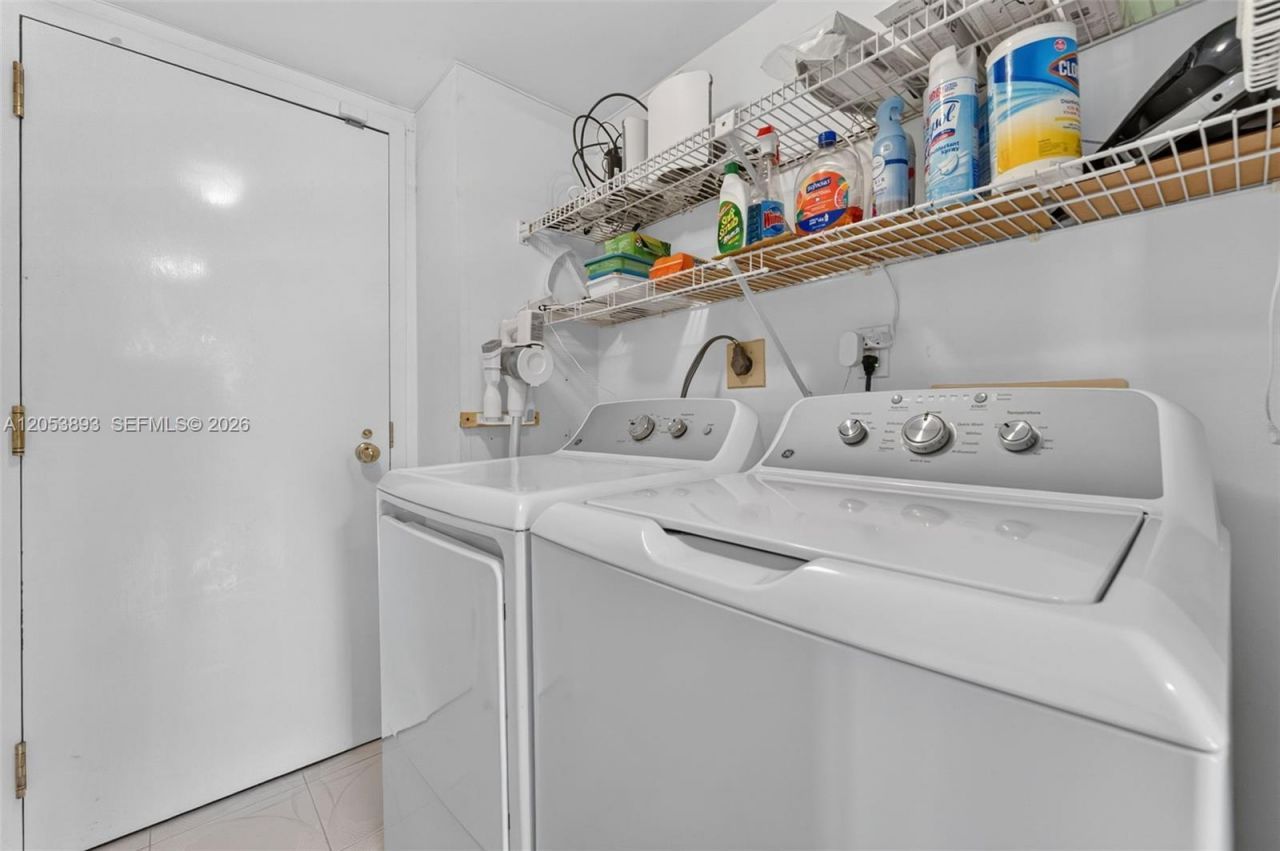 300 Three Islands Blvd, Unit 207, Hallandale Beach, FL 33009 Photo