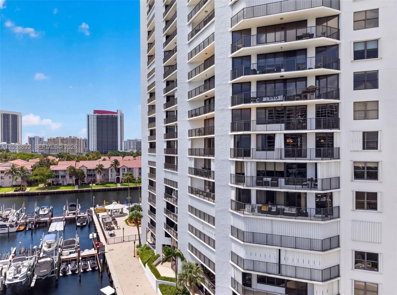 300 Three Islands Blvd, Unit 207, Hallandale Beach, FL 33009 Photo