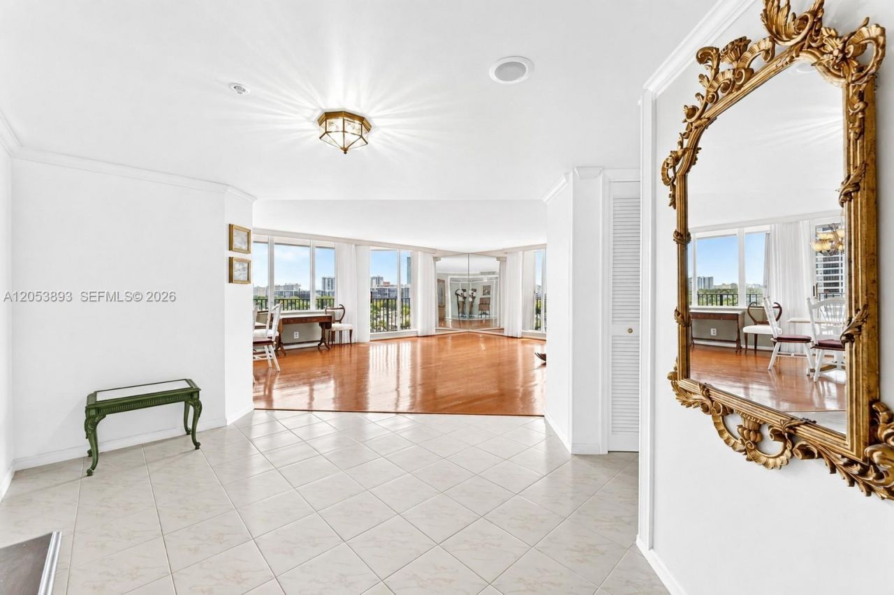 300 Three Islands Blvd, Unit 207, Hallandale Beach, FL 33009 Photo