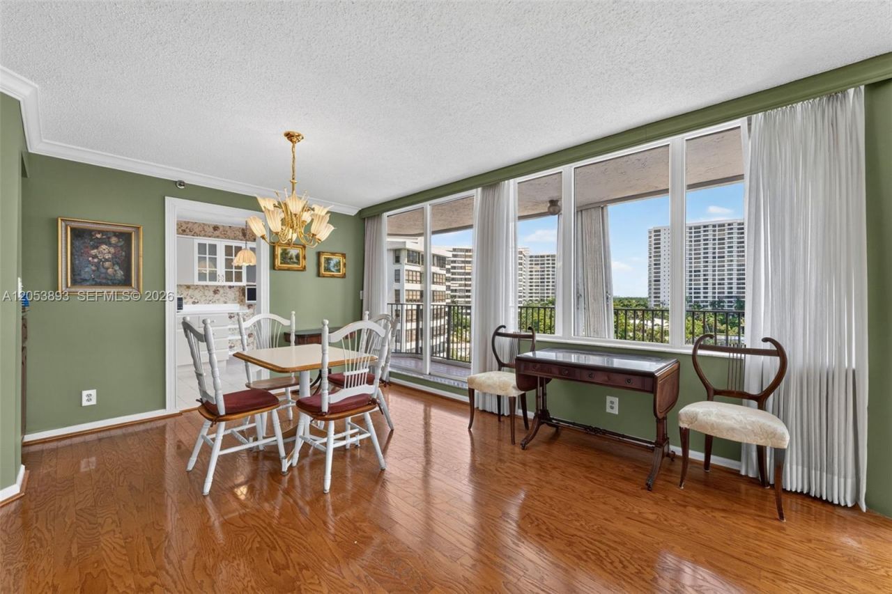 300 Three Islands Blvd, Unit 207, Hallandale Beach, FL 33009 Photo