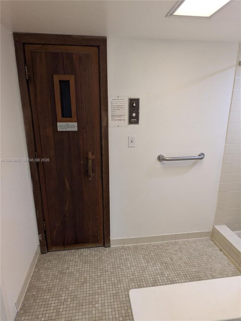 300 Three Islands Blvd, Unit 207, Hallandale Beach, FL 33009 Photo