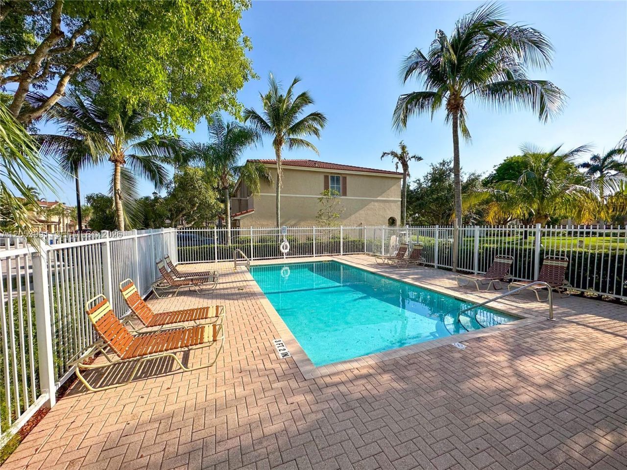 130 Riverwalk Cir , Unit 130, Sunrise, FL 33326 Photo