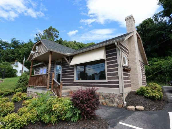 629 West Main Street, Abingdon, VA 24210