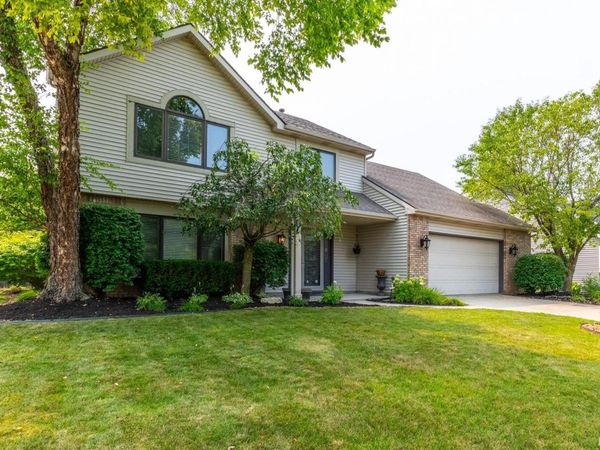 8921 Hickory Knoll Boulevard, Fort Wayne, IN 46825